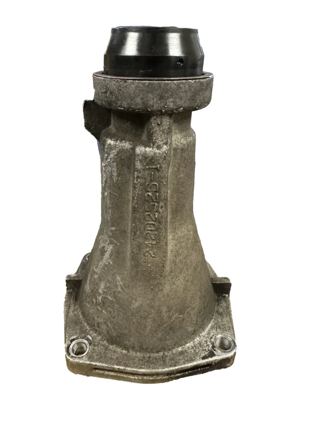 GM 700R4 4L60E TRANSMISSION TAIL HOUSING 4 BOLT #24202526 2WD CHEVY GMC - Image 5