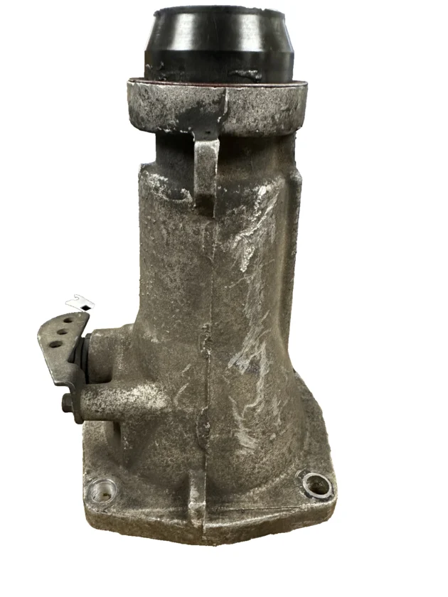 GM 700R4 4L60E TRANSMISSION TAIL HOUSING 4 BOLT #24202526 2WD CHEVY GMC - Image 4